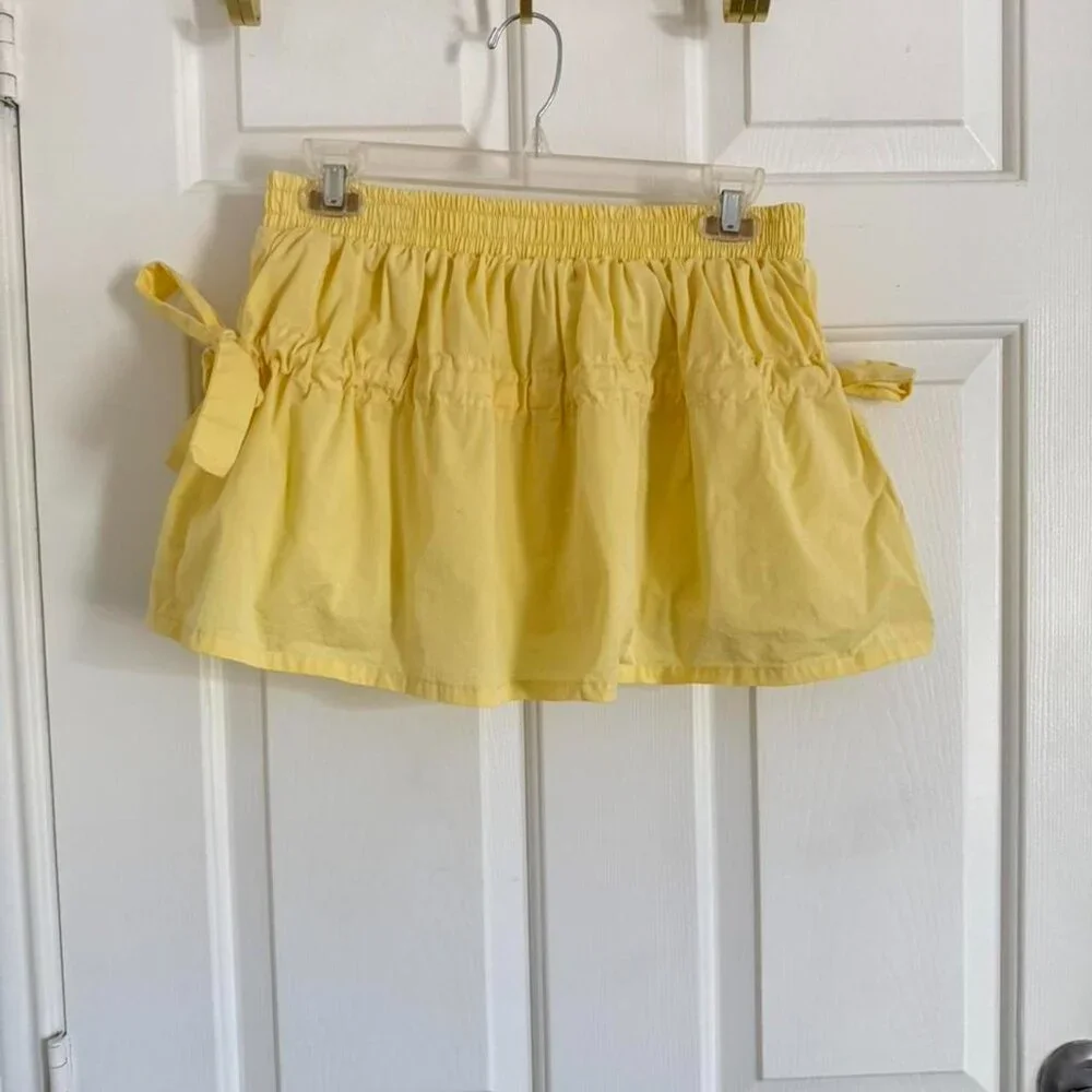 Altar'd State Women's Yellow Skirt - Picture 2 of 2